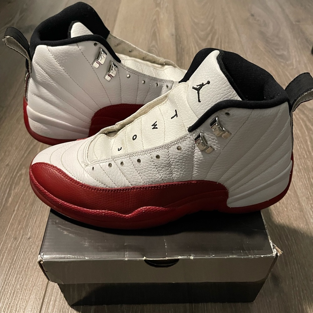 Jordan 12 ‘Retro Cherry’ size 8
